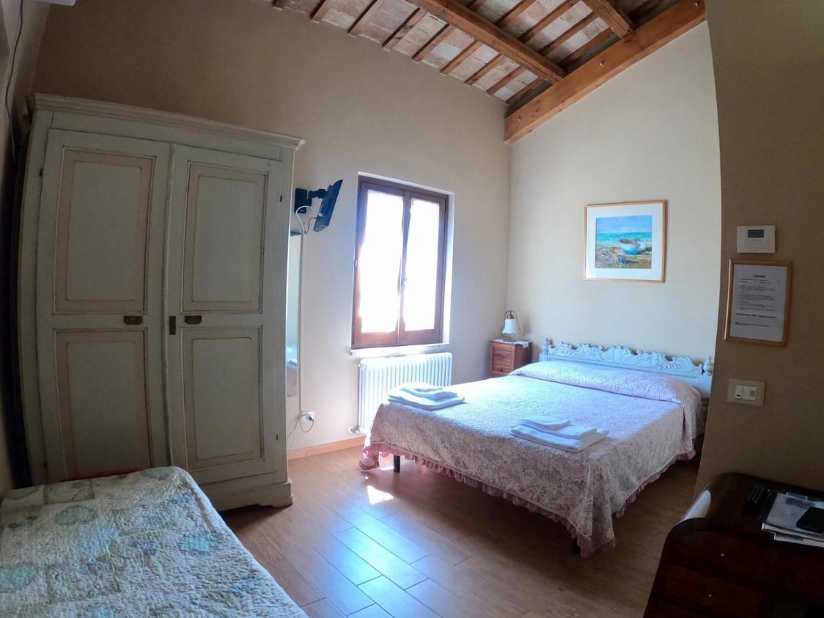 Fontebella Bed and Breakfast Montemarciano Eksteriør billede